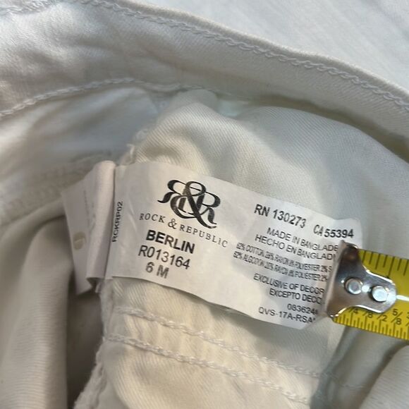 Rock & Republic all white women’s jeans - Picture 9 of 9